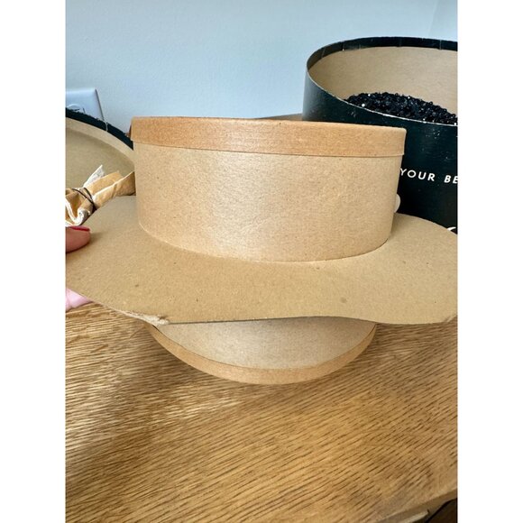 Vintage Gwen Pennington Black Beaded Pillbox Hat w/Bee Hats Box - Picture 13 of 16